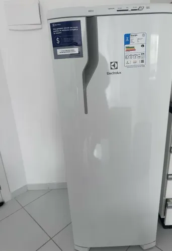 GELADEIRA ELECTROLUX NOVA re31
