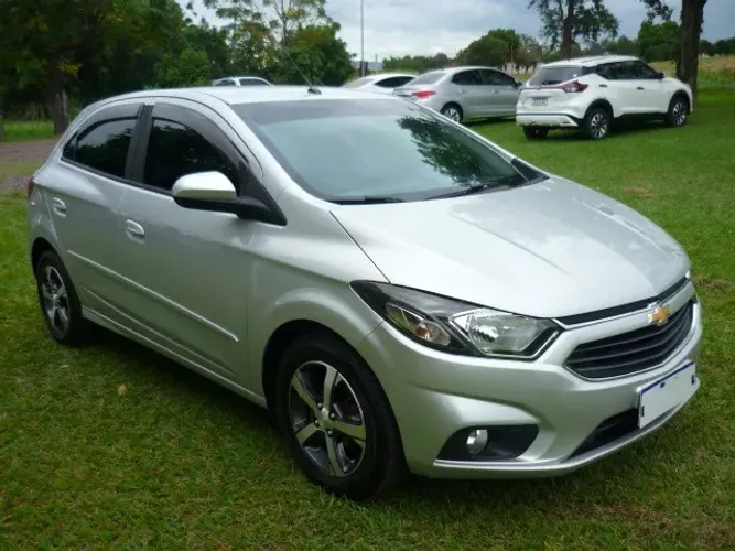 Chevrolet Onix Hatch LTZ 1.4 8V Flex Aut. 4P 2017