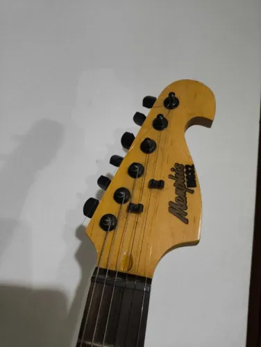 Guitarra Memphis mg32 + Suporte Violão Guitarra Baixo 50 + 6 Palhetas