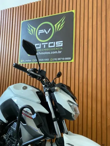 YAMAHA FZ25 ABS FAZER BRANCA 2019 - IMPECÁVEL