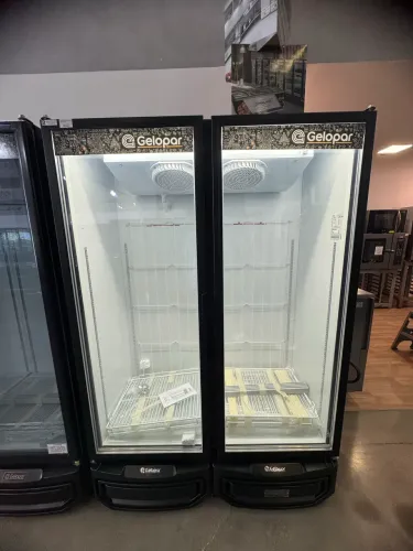 Freezer vertical 2 portas conservação de produtos congelados 950 litros