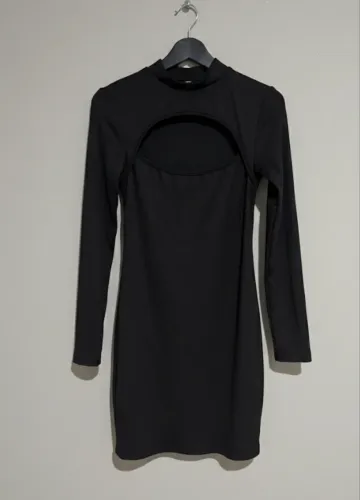 Vestido Preto Canelado