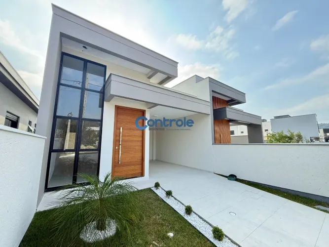 Casa unifamiliar a venda no Bosque São José II.