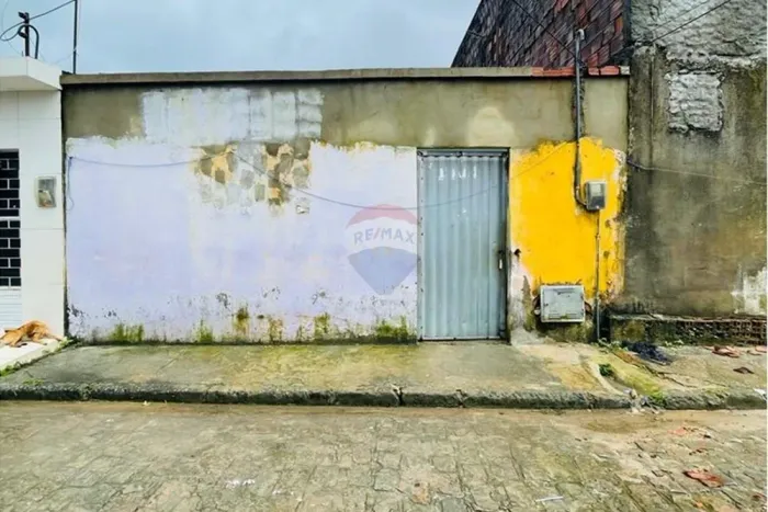 Casa à venda com 2 quartos no Santos Dumont