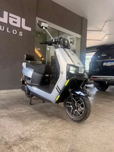 Scooter elétrica 1.000W