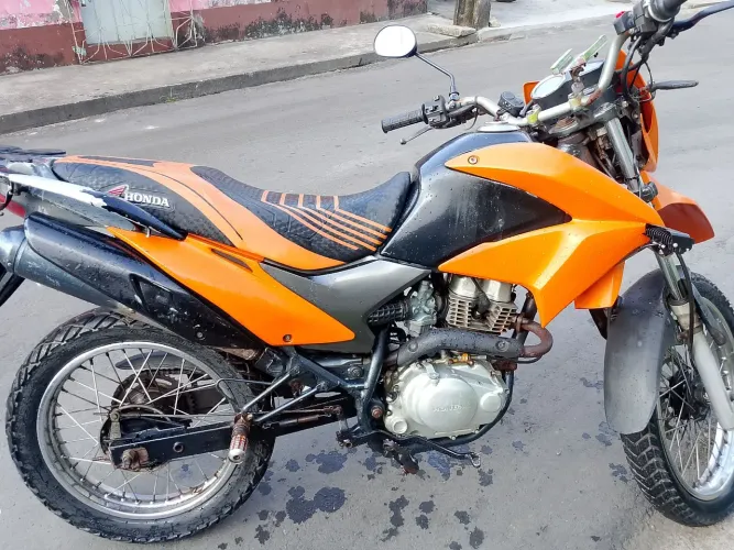 NXR Bros 150 2010