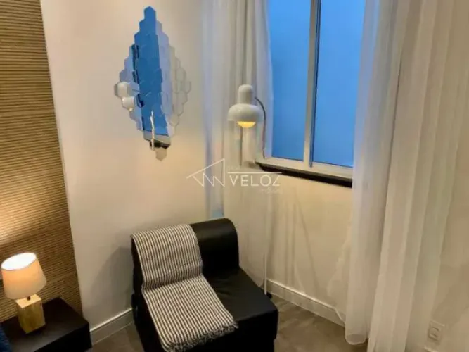 Kitnet/Conjugado : / Residencial / Centro