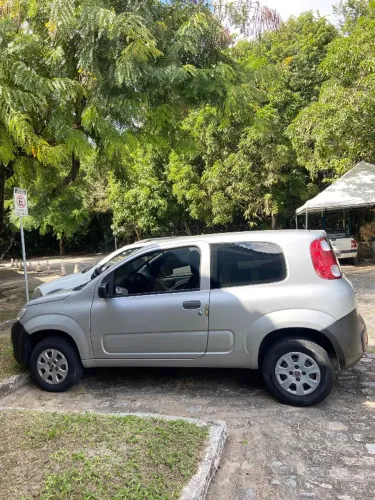 Fiat Uno Vivace 1.0 EVO Fire Flex 8V 3P 2012