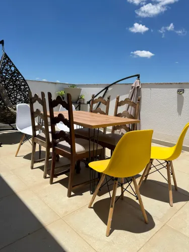 Mesa de sala/cozinha ou área externa 