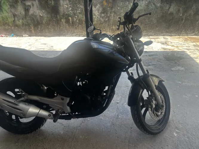 Fazer YS. 250