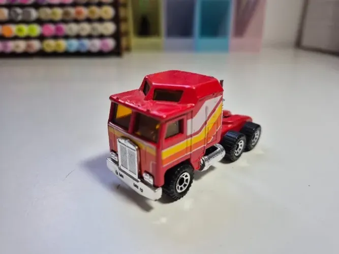 Matchbox Caminhão Lesney vermelho Kenworth 1981