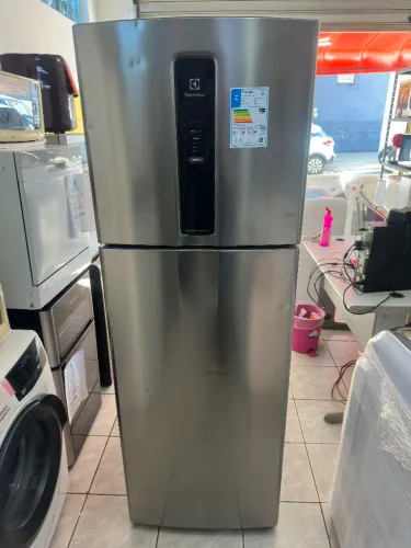 Geladeira Electrolux Frost Free inverter 390 litros 127v NOVA