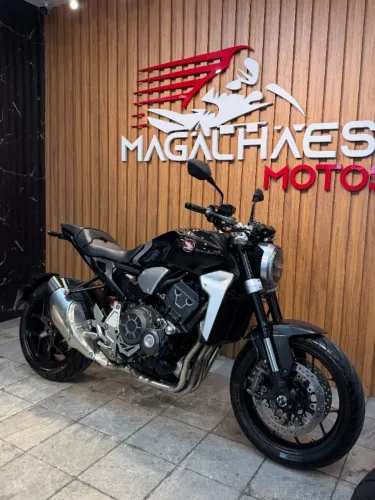 CB 1000R ABS 2020 - Financiamento bancário e cartão