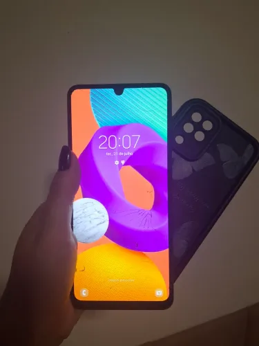 Celular Samsung M22 usado