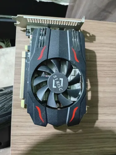 Placa de vídeo RX 550 4gb de Vram