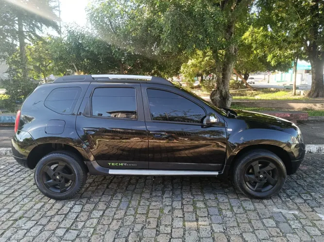 Renault Duster Dynamique 2.0 Hi-flex 16V Aut. 2014