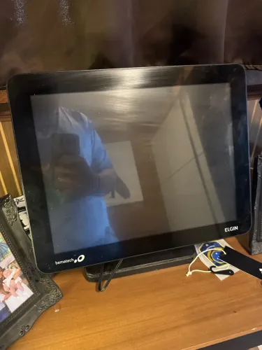 Computador Touch SB-1015 -J4125 4GB