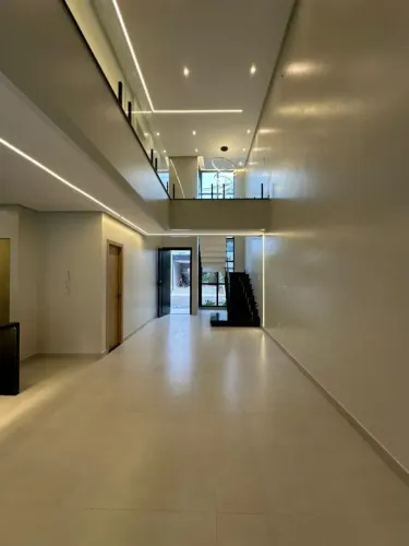 CONDOMÍNIO EUROVILLE - Casa duplex, 3 suítes, Piscina, Área gourmet.