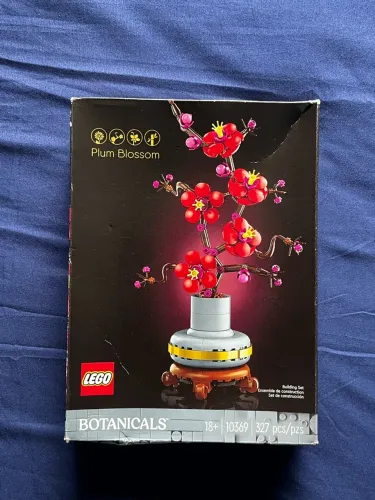 Lego Botanicals Plum Blossom