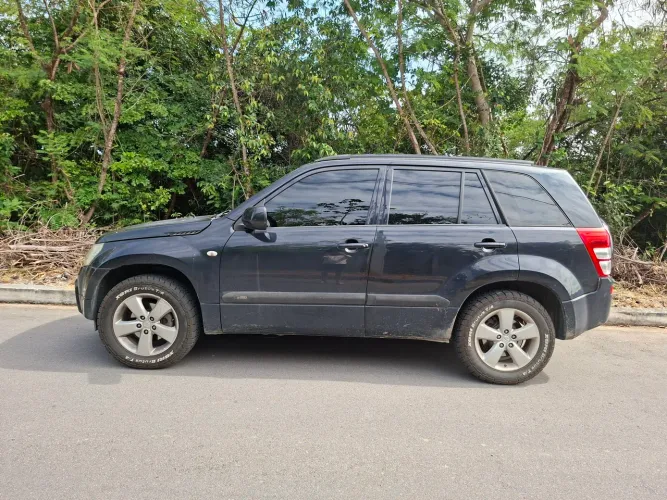 Suzuki Grand Vitara 2.0 16V 4x2/4x4 5P Aut. 2010