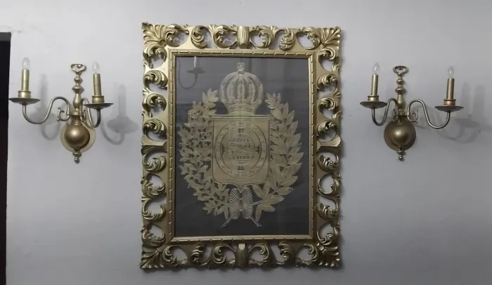 Quadro antigo moldura madeira e vidro