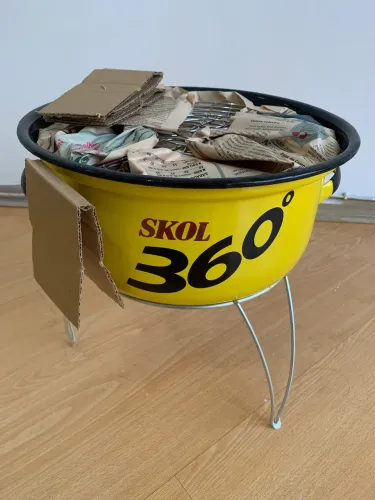 Churrasqueira portátil Skol Ambev personalizada nova