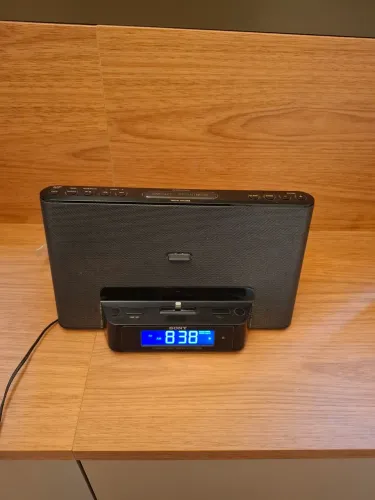 Sony Personal Audio System / Dream Machine ICF-CS15iPN