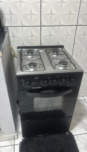 VENDE-SE FOGÃO À GÁS 4 BOCAS 