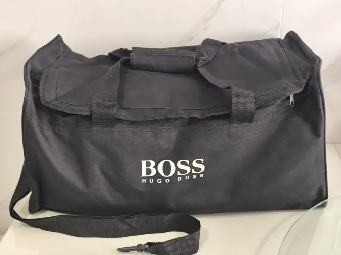 mala de viagem hugo boss<br>preta