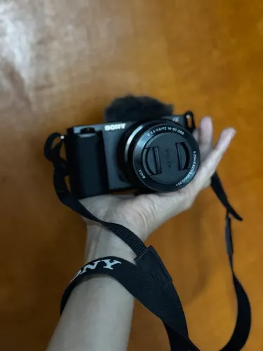 Câmera Sony zve-10 + lente do kit 16-50