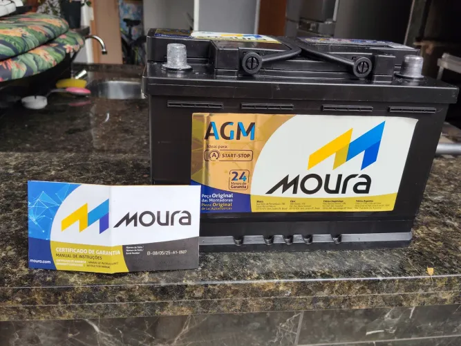 Bateria Moura AGM.