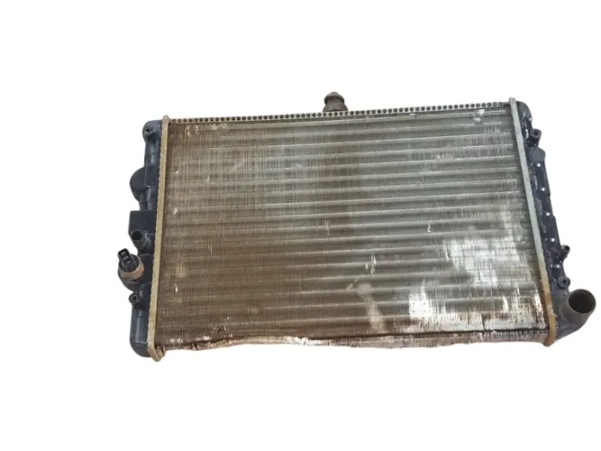 Radiador Volkswagen Parati Gol 1.0 G2 1996 1997 A 2004