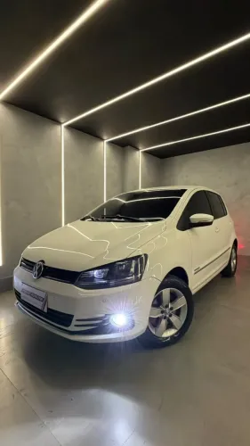 Volkswagen Fox Highline I Motion 1.6 Flex 16V 5P 2017