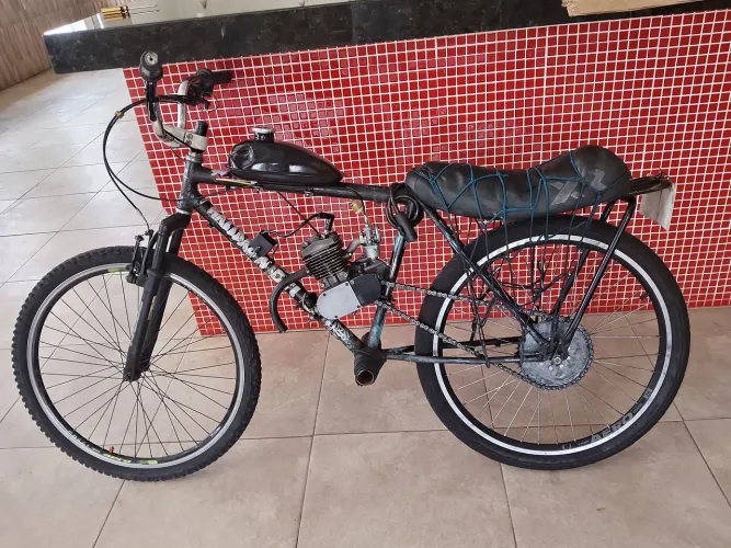 ? Motorizada 80cc à Venda - Económica, Potente e Pronta a Andar! ?