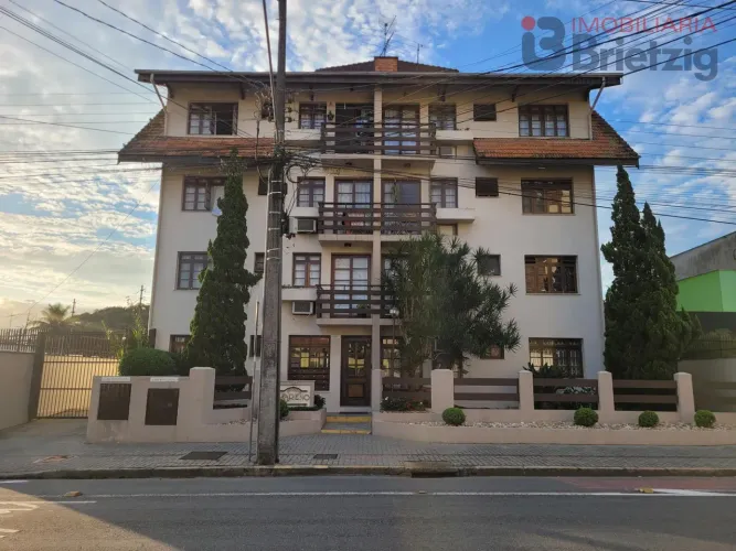 Apartamento à Venda e locação por R$2.000+taxas/mensal em Bom Retiro Joinville, 2 Quartos,