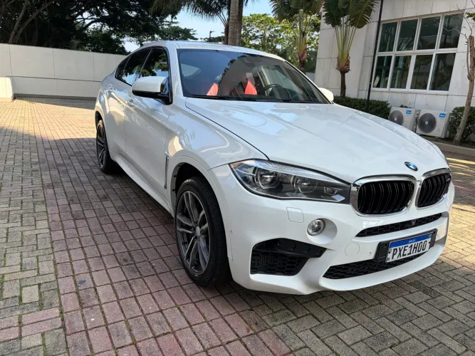 BMW X6 M 4.4 4X4 V8 32V Bi-turbo Aut. 2016