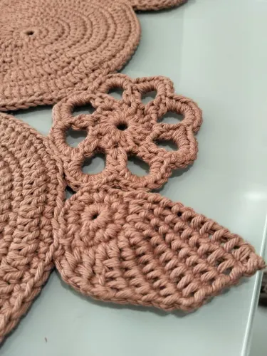 Crochê com ?
