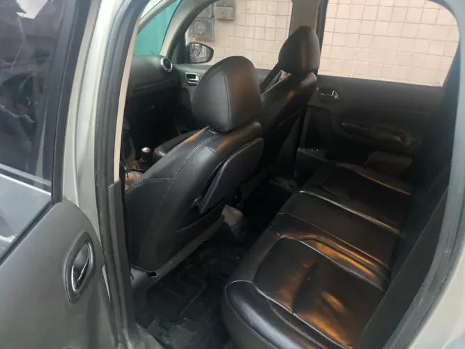Citroen C3 Picasso GLX 1.6 Flex 16V 5P Mec. 2012