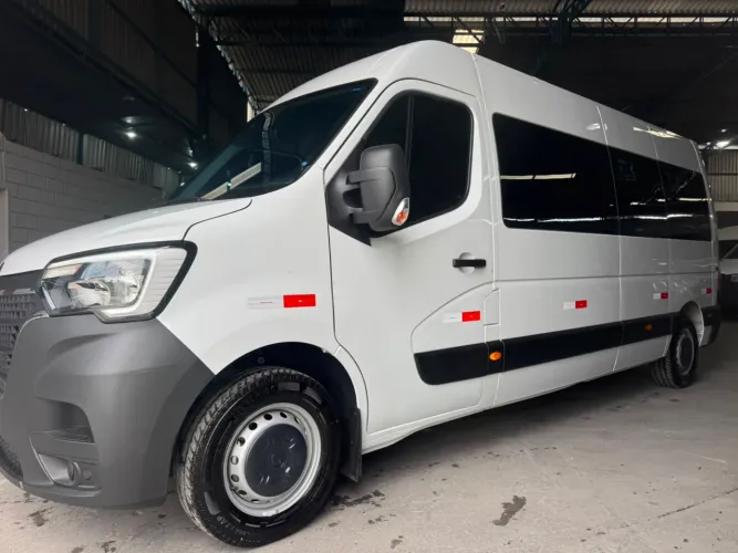 Renault Master 2.3 DCI Executive Longo 16L Dies 2026
