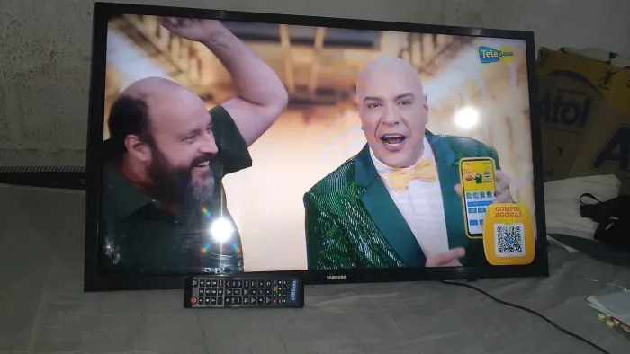 Tv Samsung 32 polegadas srmart completa controle