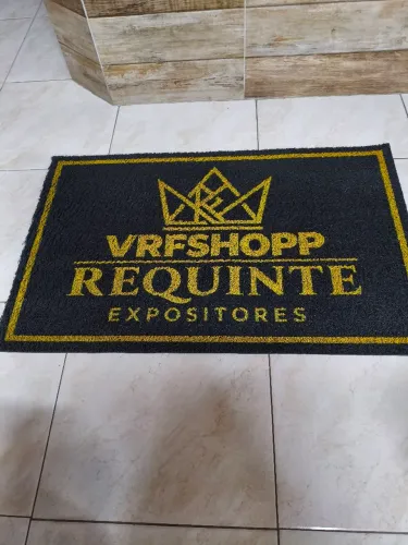 CAPACHO PERSONALIZADO EM VINIL 12MM - 1,00M X 0,60M