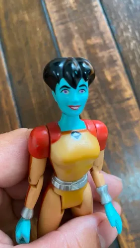 Boneco antigo Cecil de Reboot