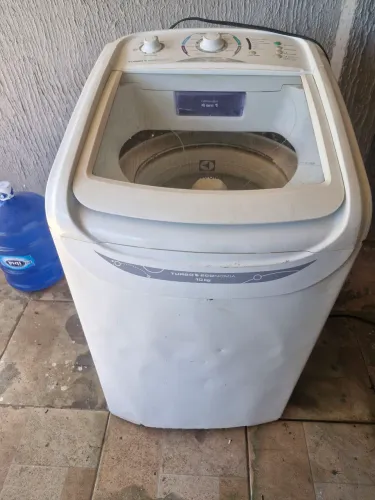 Máquina de lavar Electrolux 10kg funciona perfeitamente tudo e usada Retirada novo gama