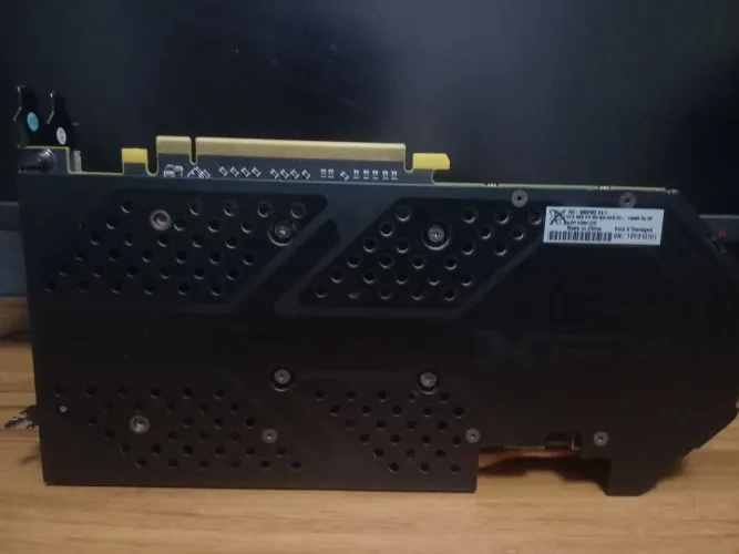 RX 580 8GB (XFX) - leia a descrição