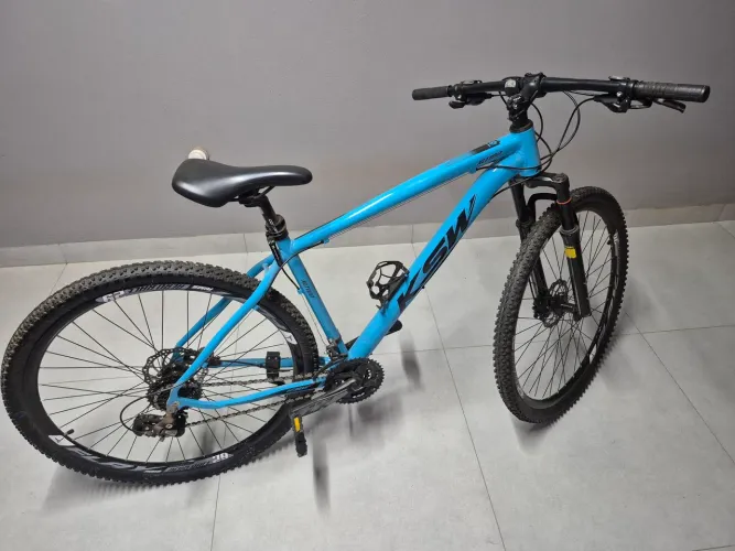 Bicicleta KSW XLT100 aro 29 com quadro tamanho 19
