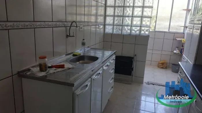 Apartamento com 2 dormitórios à venda, 67 m² por R$ 250.000,00 - Cocaia - Guarulhos/SP