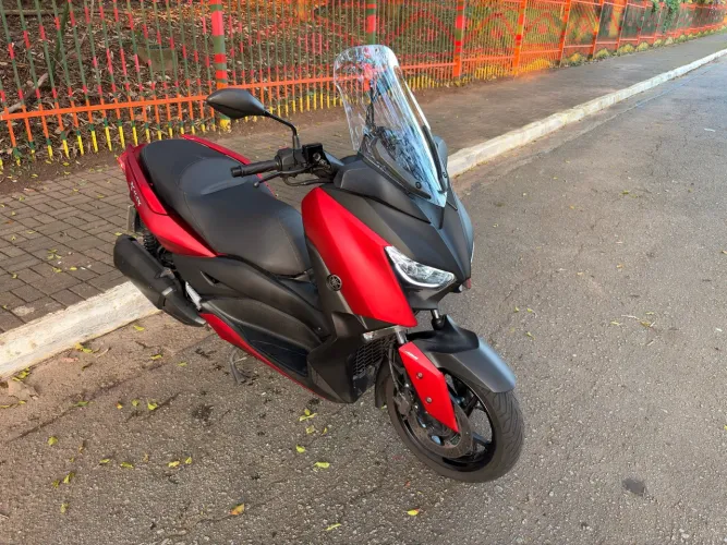 Xmax 2022 analiso trocas Nmax e adv 