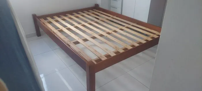 Cama de Casal Pedrão - Madeira!