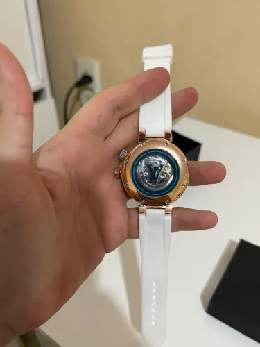 Relógio Louise vuitton