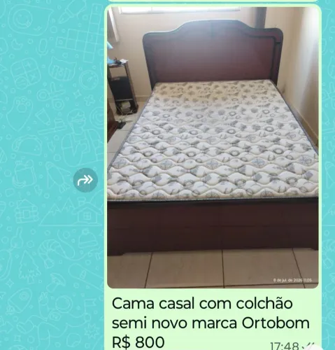 Cama de  casal com colchão 
